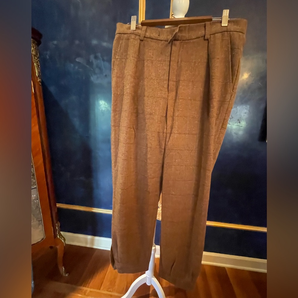 Men’s Herringbone HarrisTweed wool plus 4 shooting  breeks.